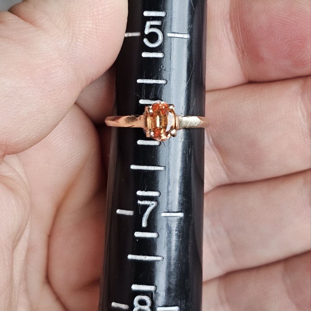 14k orange topaz ring size 6. Stamp not visible due to past sizing. Tested. Vint - Picture 2 of 7